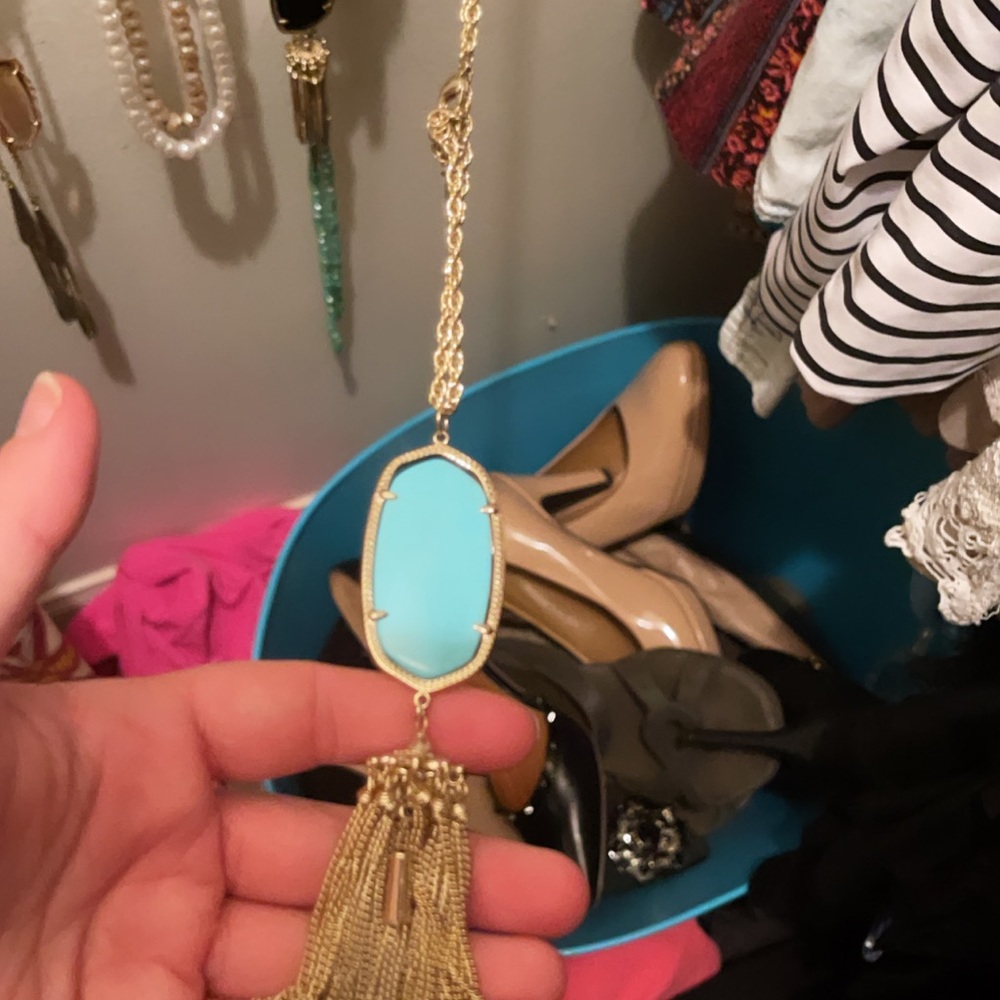 Kendra scott necklace